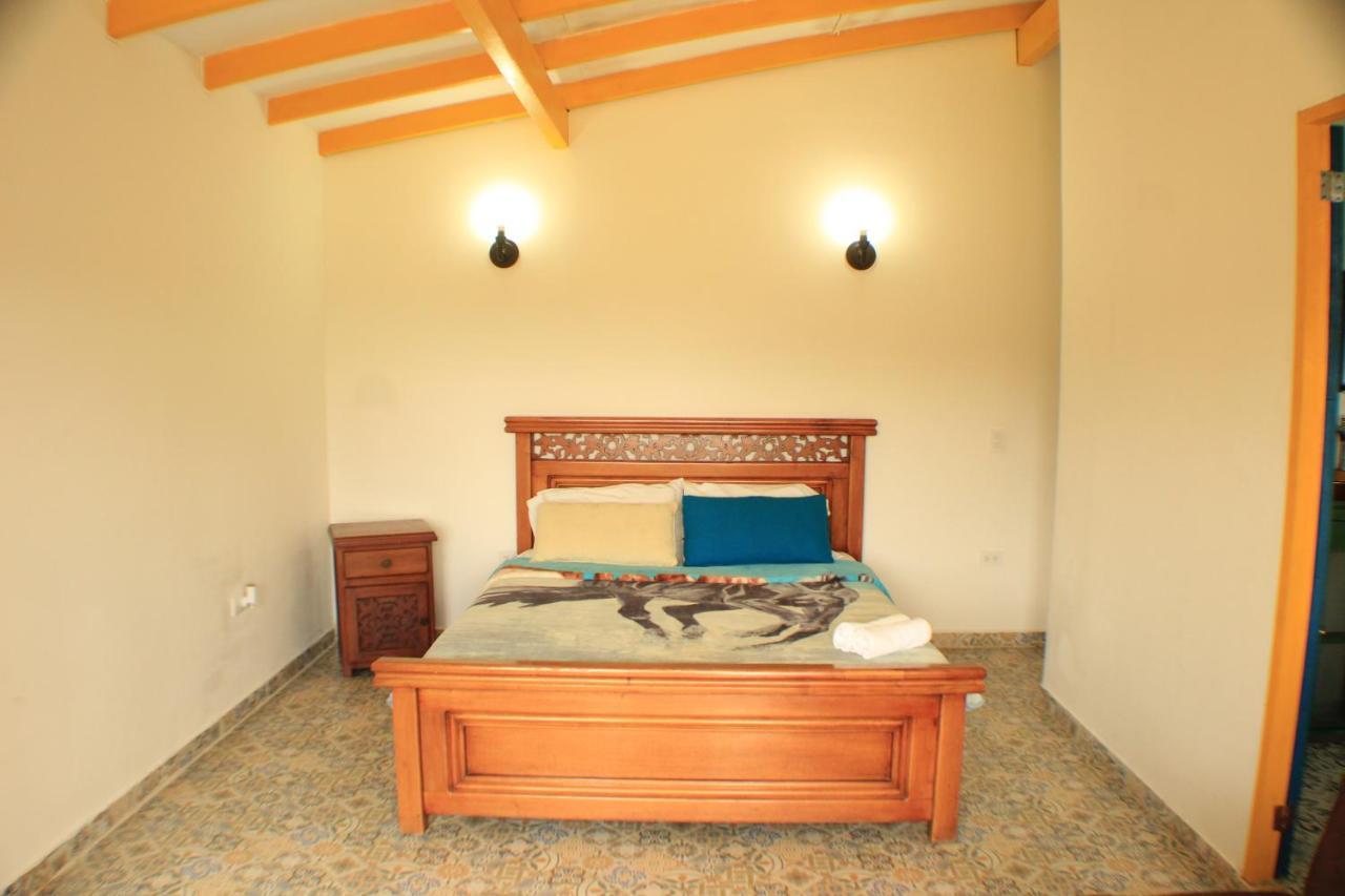 Alegria Hostel Boutique Guatapé Exteriör bild