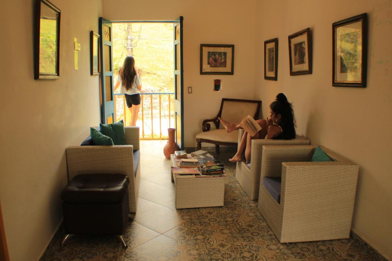 Alegria Hostel Boutique Guatapé Exteriör bild